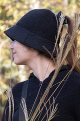 Вълнена шапка IDA - черно