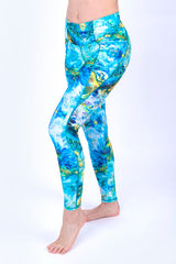 Клин с джобове - Into the sea