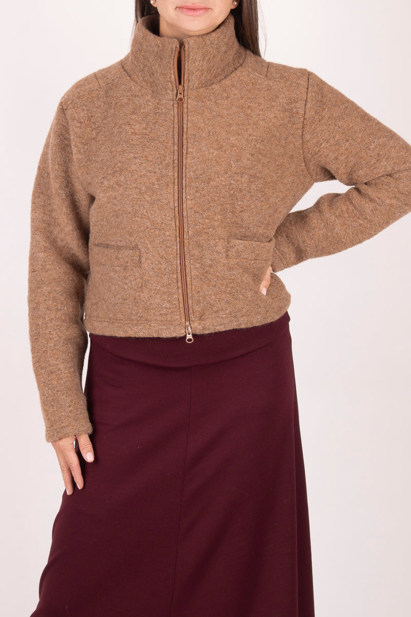 Късо яке от ВЪЛНА - Нежен беж