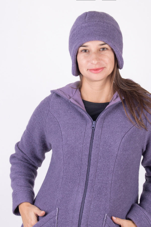 ВЪЛНЕНА ШАПКА УШАНКА - Млечно лилава